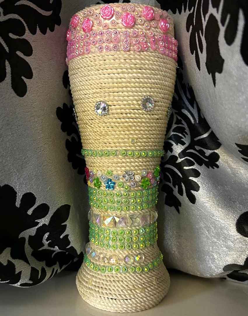 Чарівний бокал